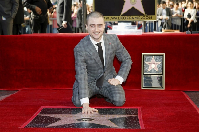 Daniel Radcliffe: ‘Du doi vai dien bang tinh mang, toi van chi la Harry Potter’
