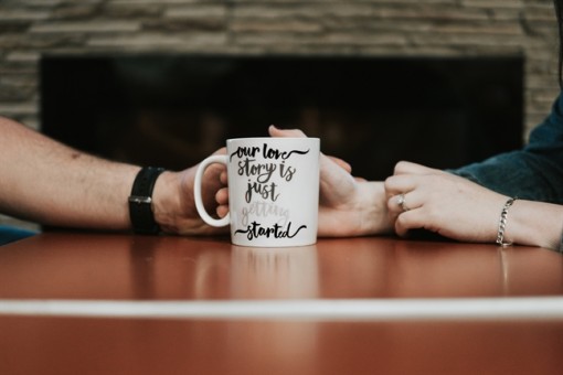 Nói chuyện với chồng cũ, tưởng nặng nề hóa ra nhẹ bẫng