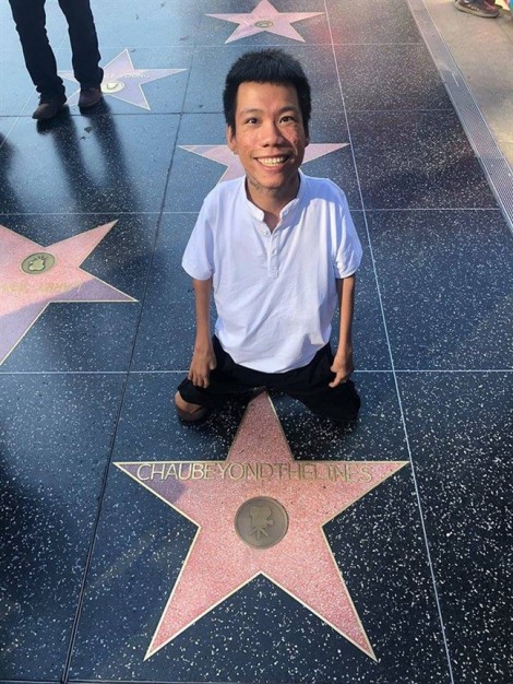 Nghệ sĩ Việt đầu tiên được vinh danh trên Đại lộ Danh Vọng của Hollywood chỉ là một trò đùa?