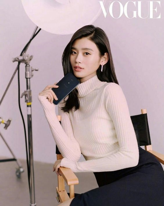 Ming Xi – 'thien than noi y' mang phong cach thoi trang toi gian