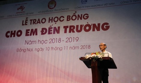 Quỹ học bổng ‘Cho em đến trường’ sát cánh cùng học sinh vượt khó Đồng Nai