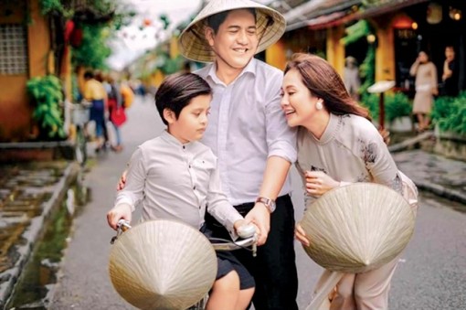 Đạo diễn Đức Thịnh: Có Thúy nắm tài chính, tôi yên tâm hẳn