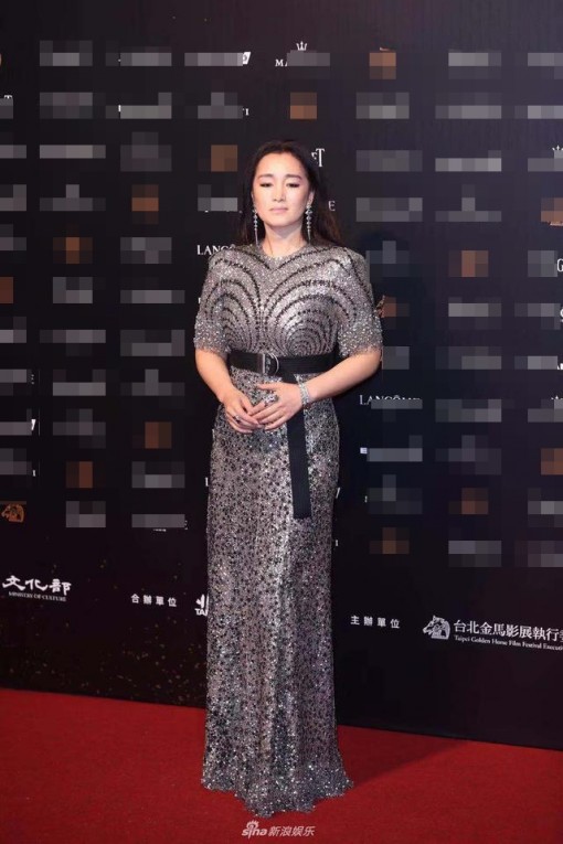 Củng Lợi, Châu Tấn gây thất vọng với trang phục trên thảm đỏ Kim Mã 2018