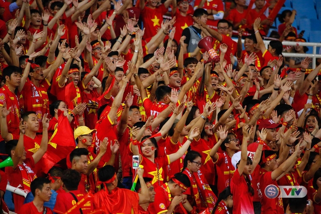 Viet Nam 0 - 0 Myanmar: Ban thang cua Van Toan khong duoc cong nhan mot cach kho hieu