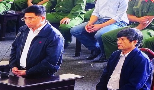 Vợ cựu tướng Nguyễn Thanh Hóa vay mượn 700 triệu để nộp cho cơ quan điều tra