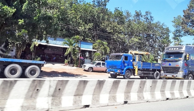 Tai nan tu vu chay xe bon: Bi kich tu nhieu sai pham