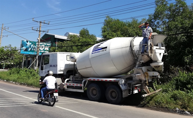 Tai nan tu vu chay xe bon: Bi kich tu nhieu sai pham