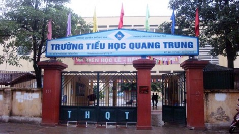 Học sinh lớp 2 bị bạn cùng lớp tát 20 cái theo yêu cầu cô giáo