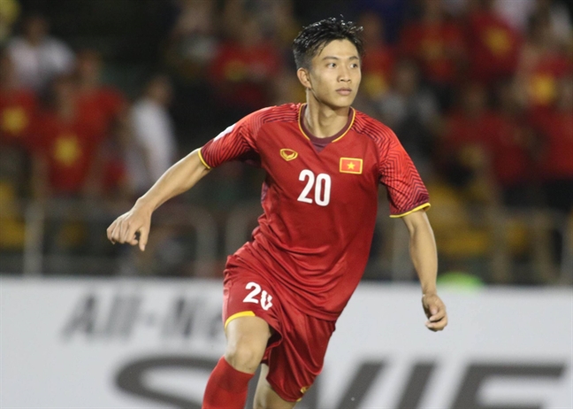 Doi hinh ra san cua Viet Nam - Malaysia tran chung ket luot ve AFF Cup 2018