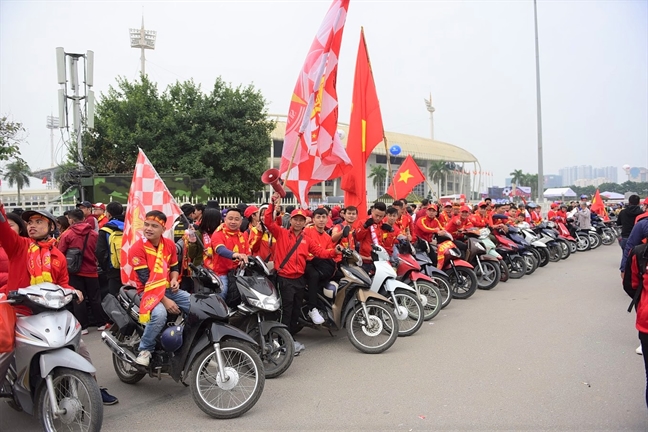 Moi nga duong deu huong ve tran chung ket tren san My Dinh