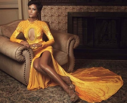 Điểm lại hàng loạt trang phục giúp Hoa hậu H'Hen Niê khoe dáng hoàn hảo