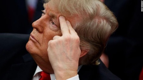 Tổng thống Trump ‘một mình’ chiêm nghiệm đêm trước Giáng sinh ở Nhà Trắng