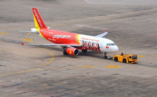 Hang hang khong Vietjet bi giam sat dac biet, phai dung tang chuyen