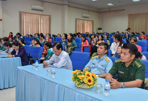 Quan Tan Binh: Manh me doi moi noi dung, phuong thuc hoat dong Hoi va phong trao phu nu