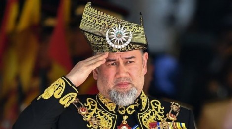 Bí ẩn quanh việc Quốc vương Malaysia bất ngờ thoái vị