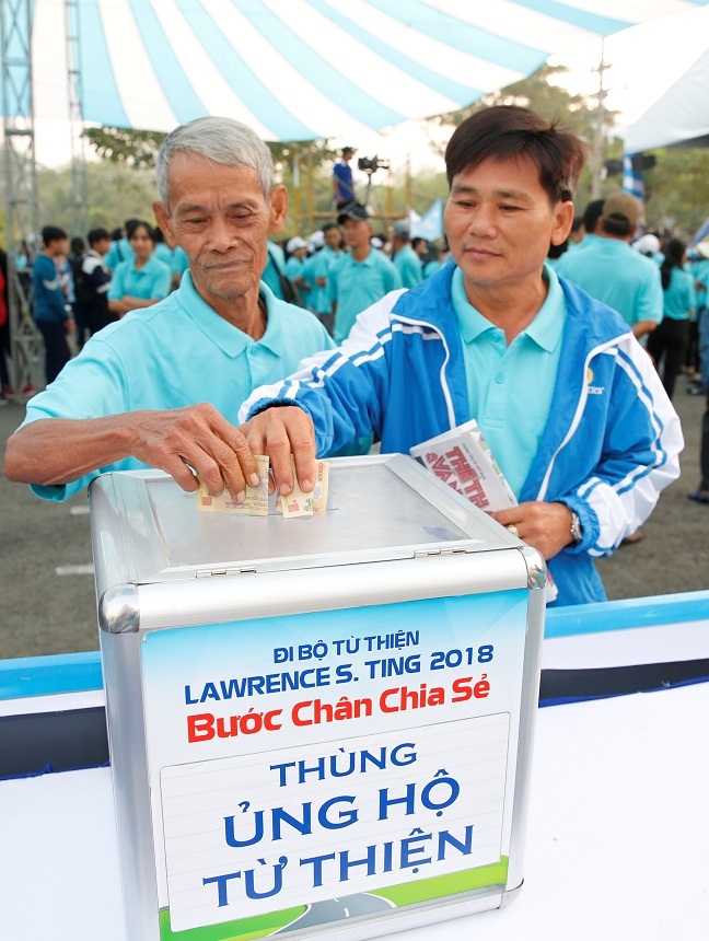 Di bo tu thien Lawrence S. Ting va van hoa chia se cong dong