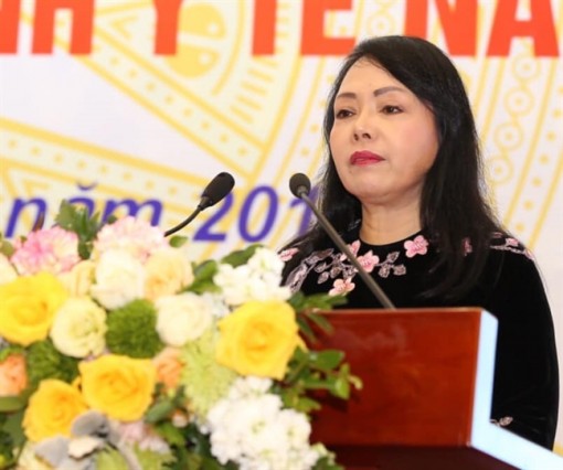 Cho 4 nhân viên y tế nghỉ việc vì bị phản ánh qua đường dây nóng Bộ Y tế