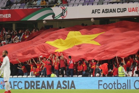 Gần 30 triệu đồng một suất đi Dubai cổ vũ tuyển Việt Nam đá tứ kết