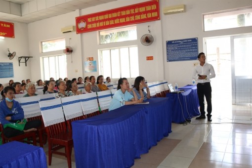 Quận 2: Ra mắt mô hình túi thân thiện với môi trường