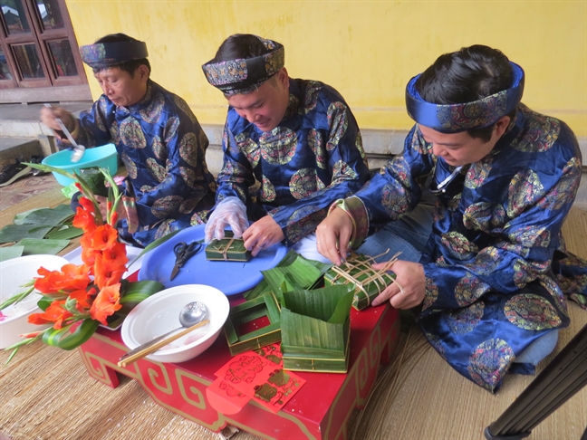 Man nhan 'Huong vi tet xua' trong Hoang cung Hue