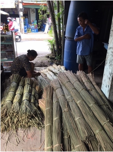 Ngo ngo cai nghe 'e ca mong, cong ca lung'