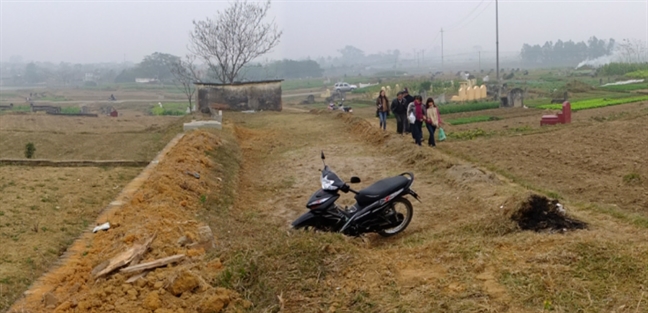 Loi ta on tu canh dong lang co Duong Lam