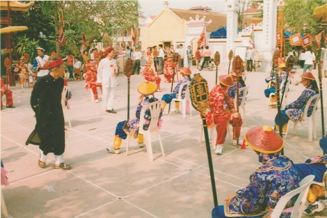 Trẩy hội xuân, xem đấu cờ người ở làng Quảng Bá