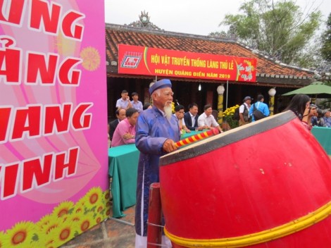Tưng bừng khai hội vật làng Thủ Lễ - Thừa Thiên Huế
