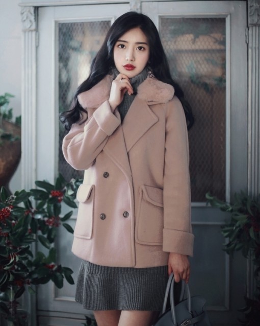 Diện trang phục sắc màu pastel dịu dàng ngày xuân