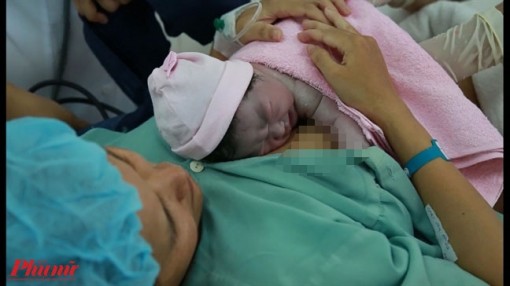 Tưởng bị lão thị, đau bao tử, nhiều thai phụ suýt chết vì tiền sản giật