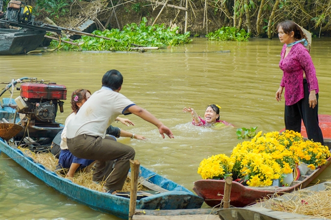 ‘Vu quy dai nao’: Duyen dang va di dom