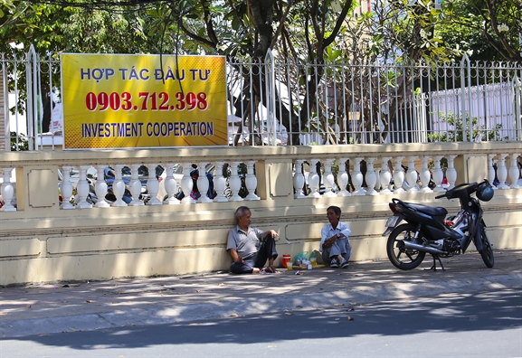 Sau tet, nguoi Sai Gon chong choi voi cai nong 35 do C