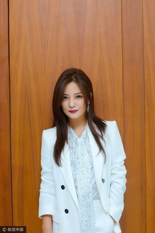 Diện vest đẹp như Triệu Vy