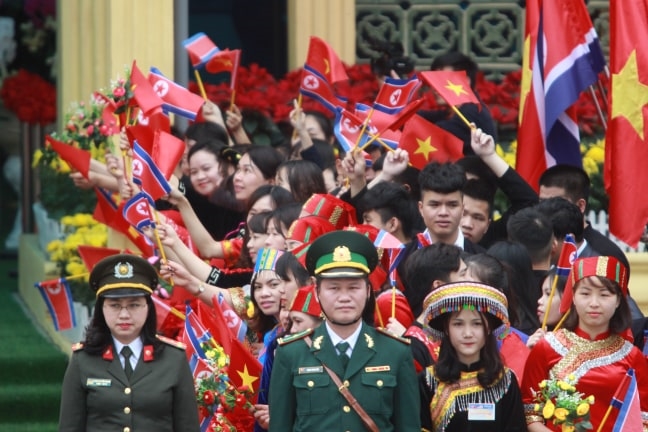 Chu tich Trieu Tien Kim Jong-un toi ga Dong Dang de roi Viet Nam