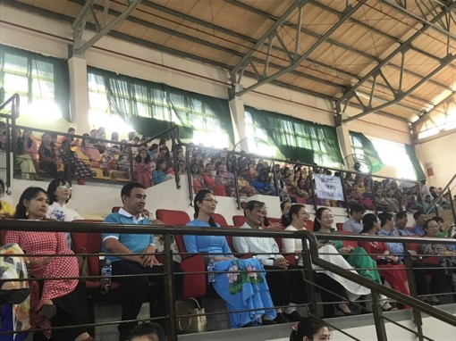Duyên dáng áo dài quận 7