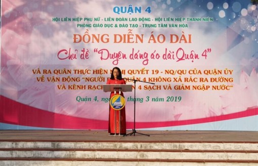 Quận 4: Hàng ngàn người dân cổ vũ chương trình đồng diễn áo dài