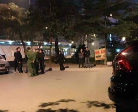 Hà Nội: Giang hồ nổ súng đòi tiền bảo kê quán karaoke