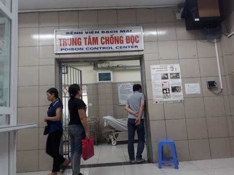 Hà Nội: 6 học sinh nhập viện cấp cứu vì uống nhầm thuốc chuột