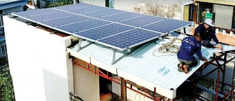 Bán điện mặt trời cho nhà nước: quy định có nhưng thủ tục chưa thông