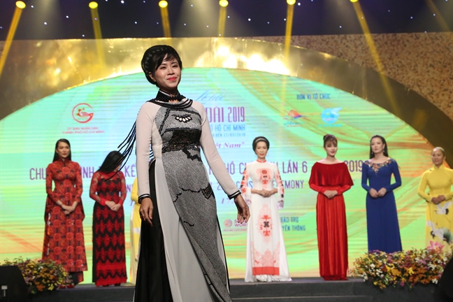 100.000 luot khach tham du Le hoi ao dai 2019