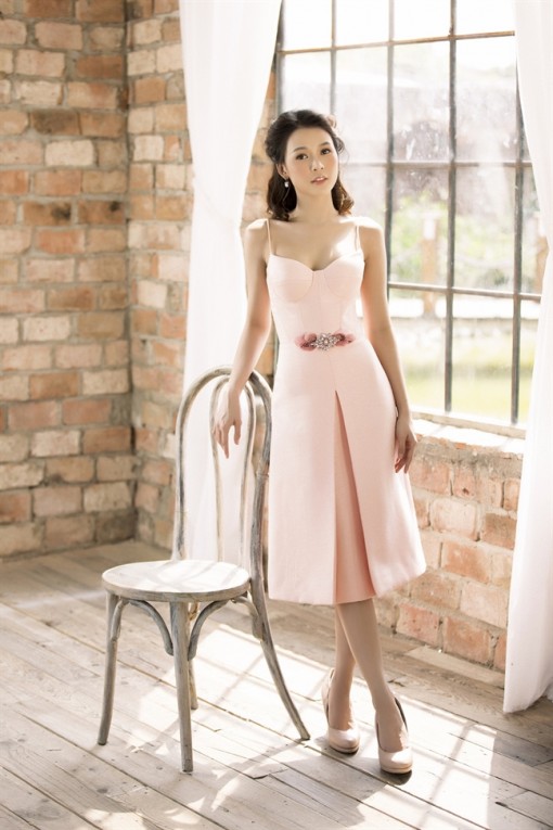 Váy ngắn nữ tính cho nàng chuẩn bị vào hè