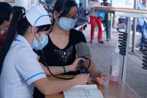 Bác sĩ Việt muốn đầu tư y tế phải có tính nhân văn