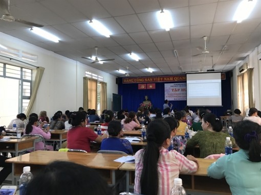Huyện Nhà Bè: Trang bị kiến thức về nhãn hàng hóa cho phụ nữ