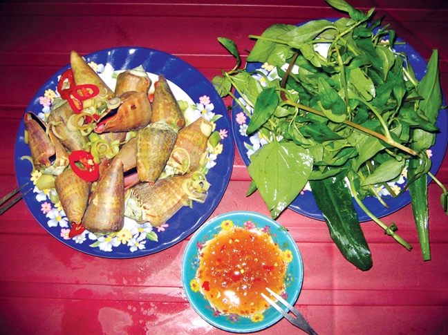 Mot ngay binh yen o lang bien Ninh Van