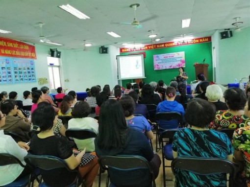 Quận 6: Luyện kỹ năng hướng dẫn các bà mẹ chăm sóc, bảo vệ và giáo dục con