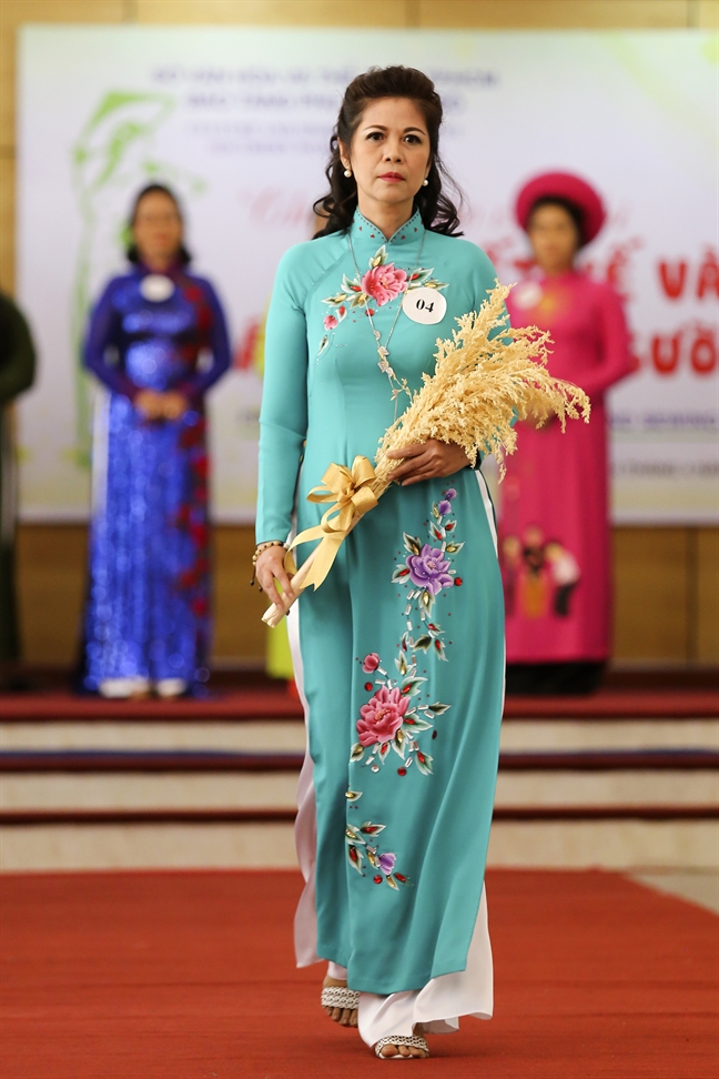 Ao dai cho nguoi mau 'big size'