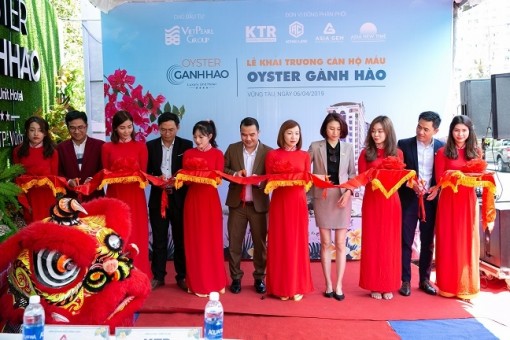 Hơn 1.000 nhà đầu tư dự khai trương nhà mẫu dự án Oyster Gành Hào