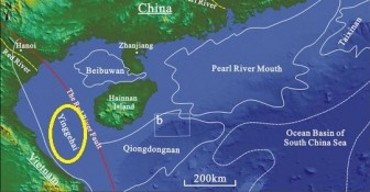 Xác minh thông tin Trung Quốc đưa giàn dầu khí lớn vào Biển Đông