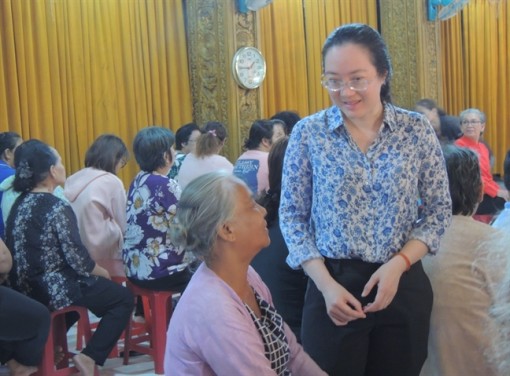 Chăm lo Tết cho hội viên phụ nữ người Kh’mer dịp Tết Chôl Chnăm Thmây