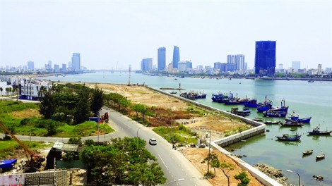 Lấn cửa sông Hàn, chính quyền đang chạy theo quy hoạch của doanh nghiệp
